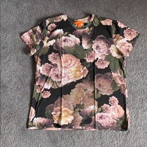 Flowers Tshirt